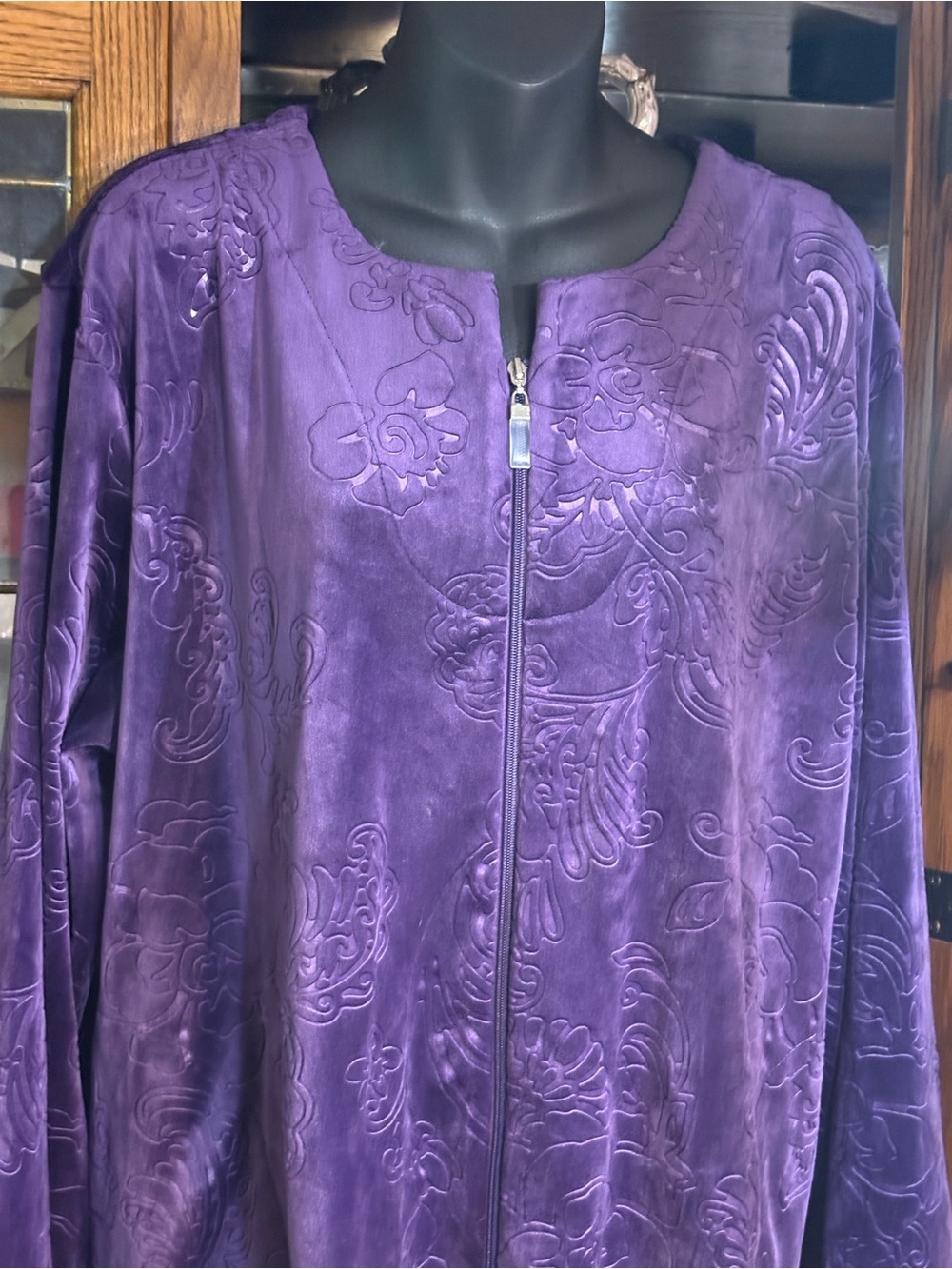 Miss Elaine dark purple embossed fleece zip-front lounge jacket xl - Picture 5 of 13